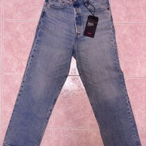 NWT Levi's Ribcage Straight Ankle Jeans